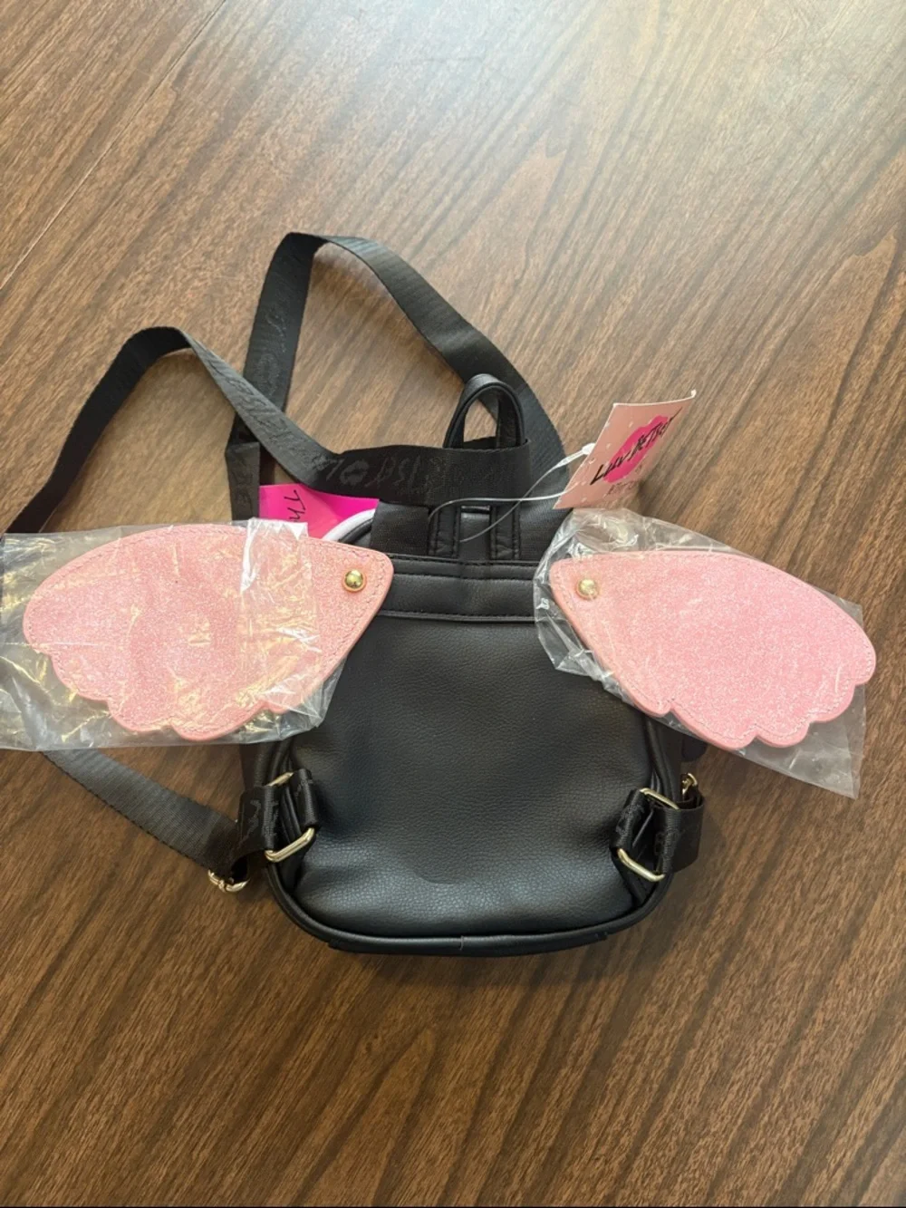 Betsey Johnson new betsey
